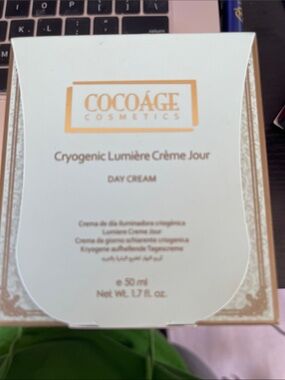 COCOÂGE Cryogenic Lumière Crème Jour Day Cream — White & Gold